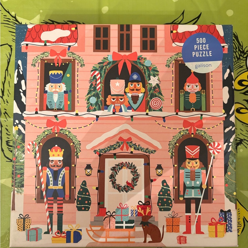 Festive Nutcracker Puzzle - 500 Piece